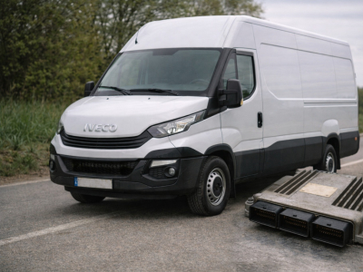 Échange standard calculateur moteur HS pour Iveco – Référence 0281016051